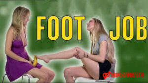 Footjob là gì? Lợi ích và những điều cần lưu ý khi thực hiện